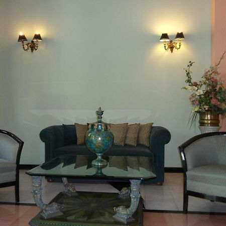 Ellinis Hotel La Canea Esterno foto